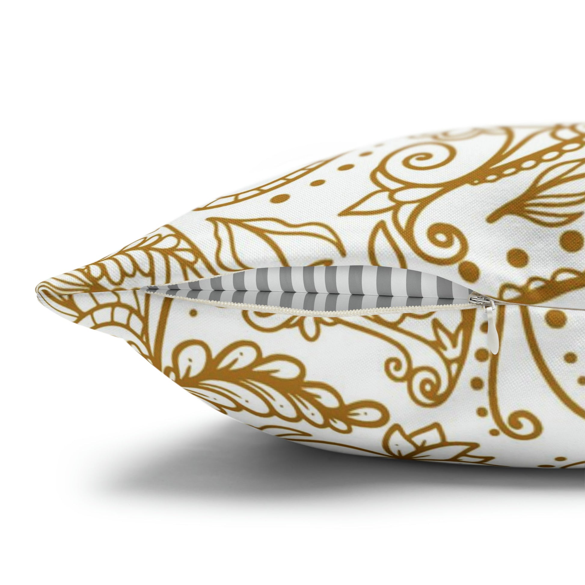 Golden Paisley Polyester Square Pillow Case - Trendy AF