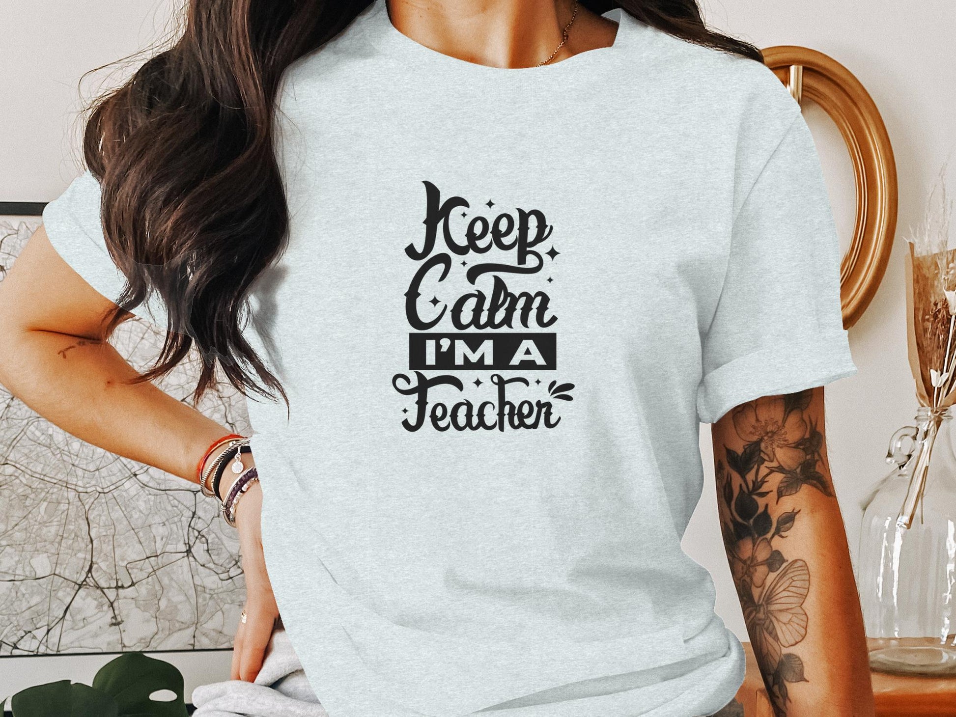 Keep Calm I'm A Teacher Stylish Graphic T-Shirt - Trendy AF